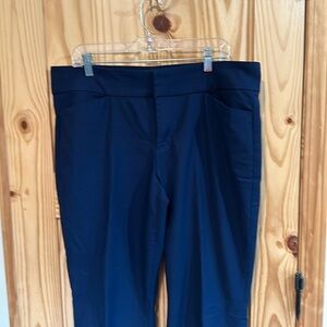 Women’s 14 navy blue Liverpool dress pants.